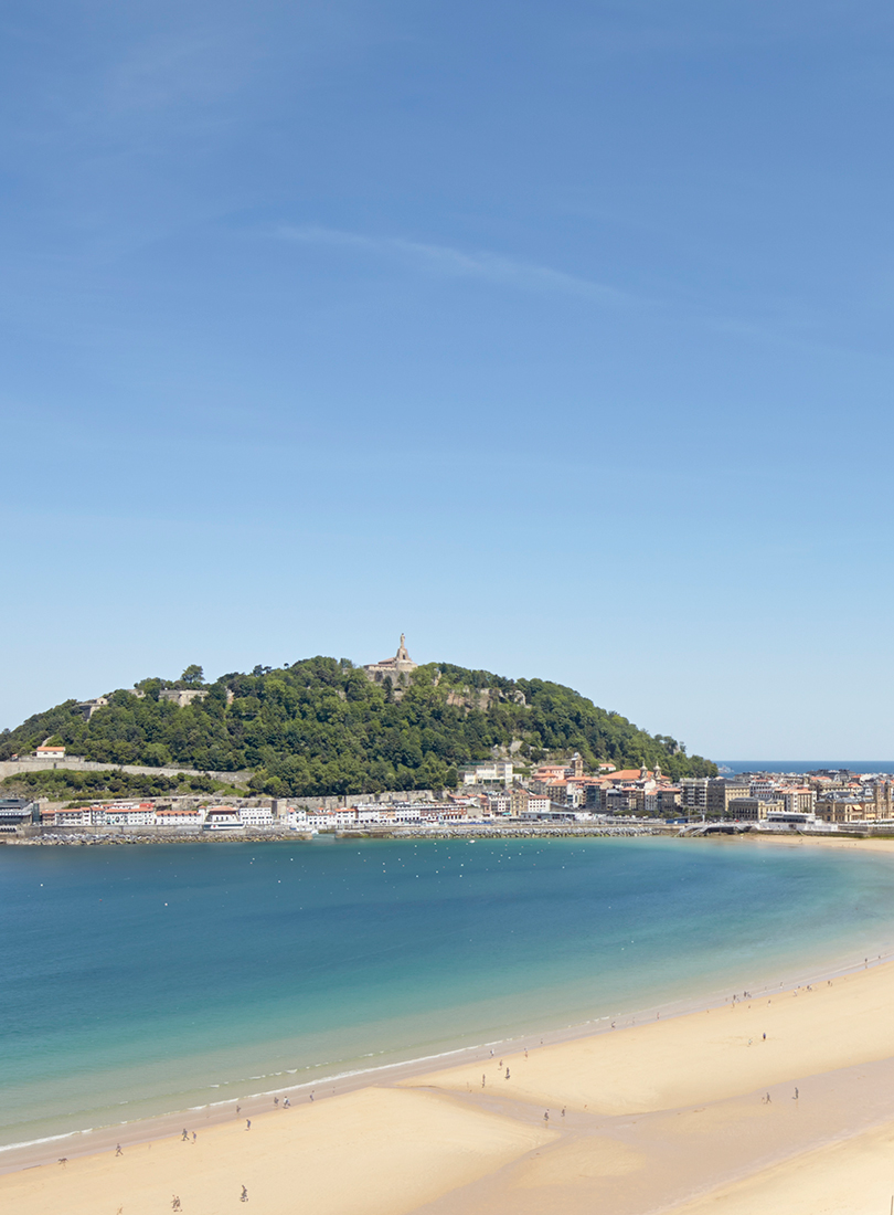 Vistas sobre la bahía de La Concha, en San Sebastián.