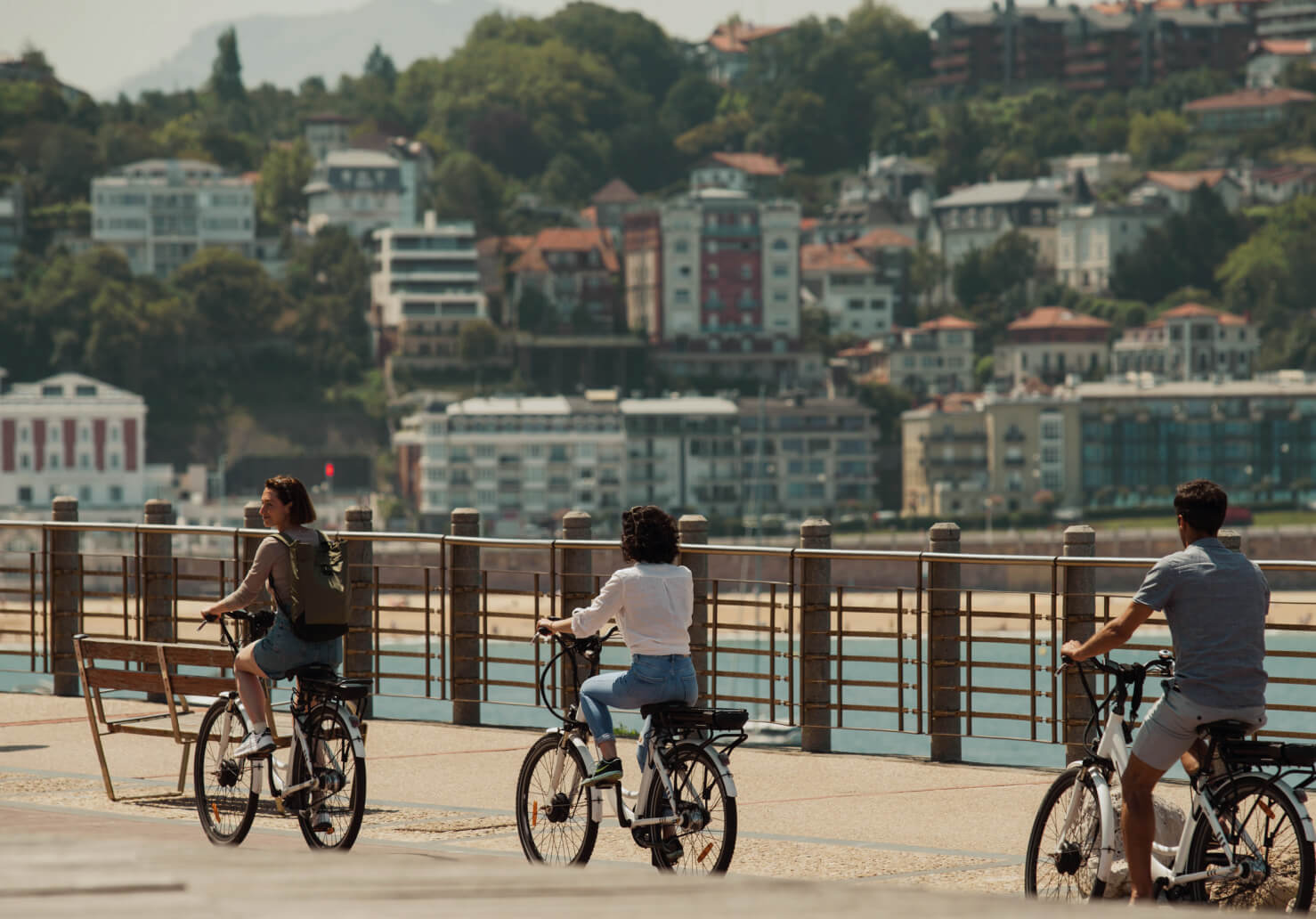 Feelfree Stays Antiguo, San Sebastián, actividades bici, Playa de la Concha