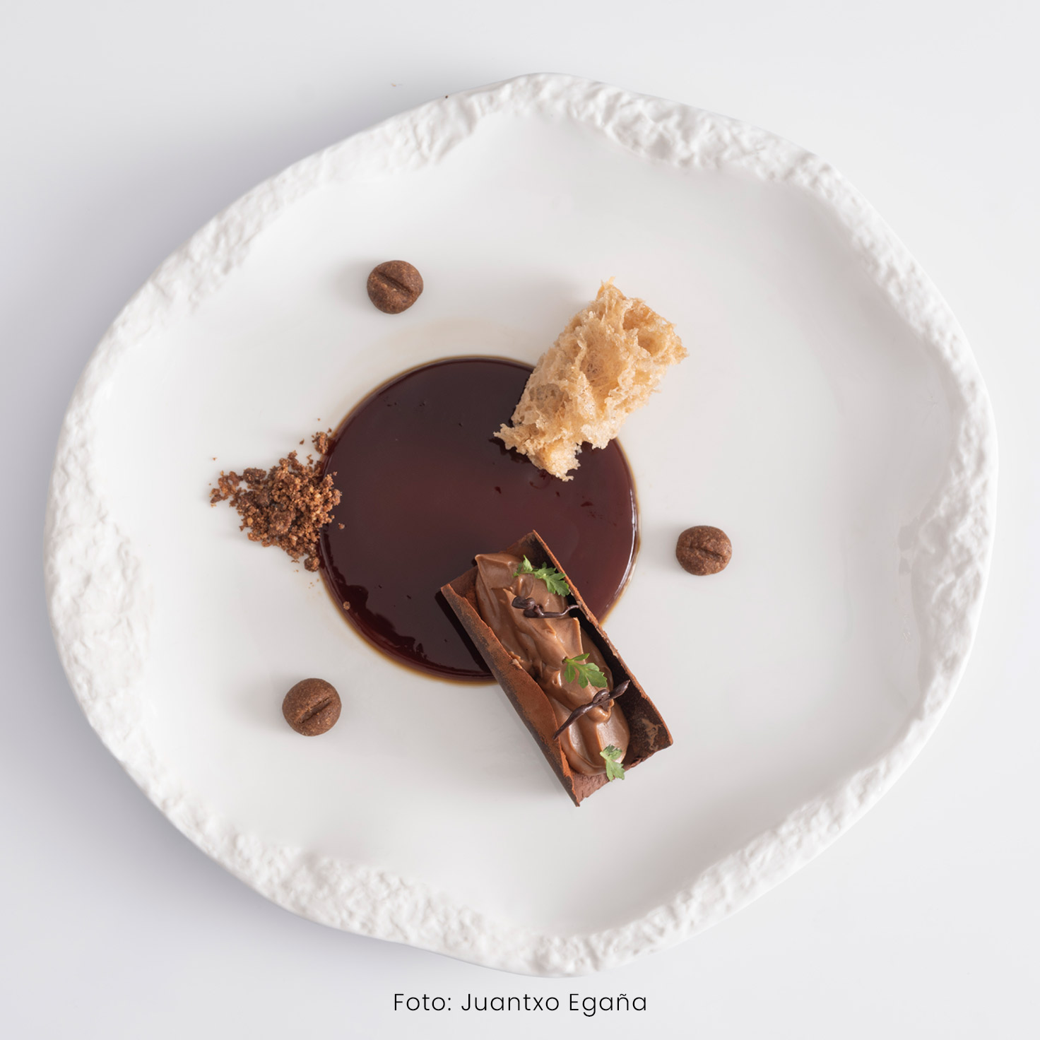 Plato del restaurante Akelarre en San Sebastián.