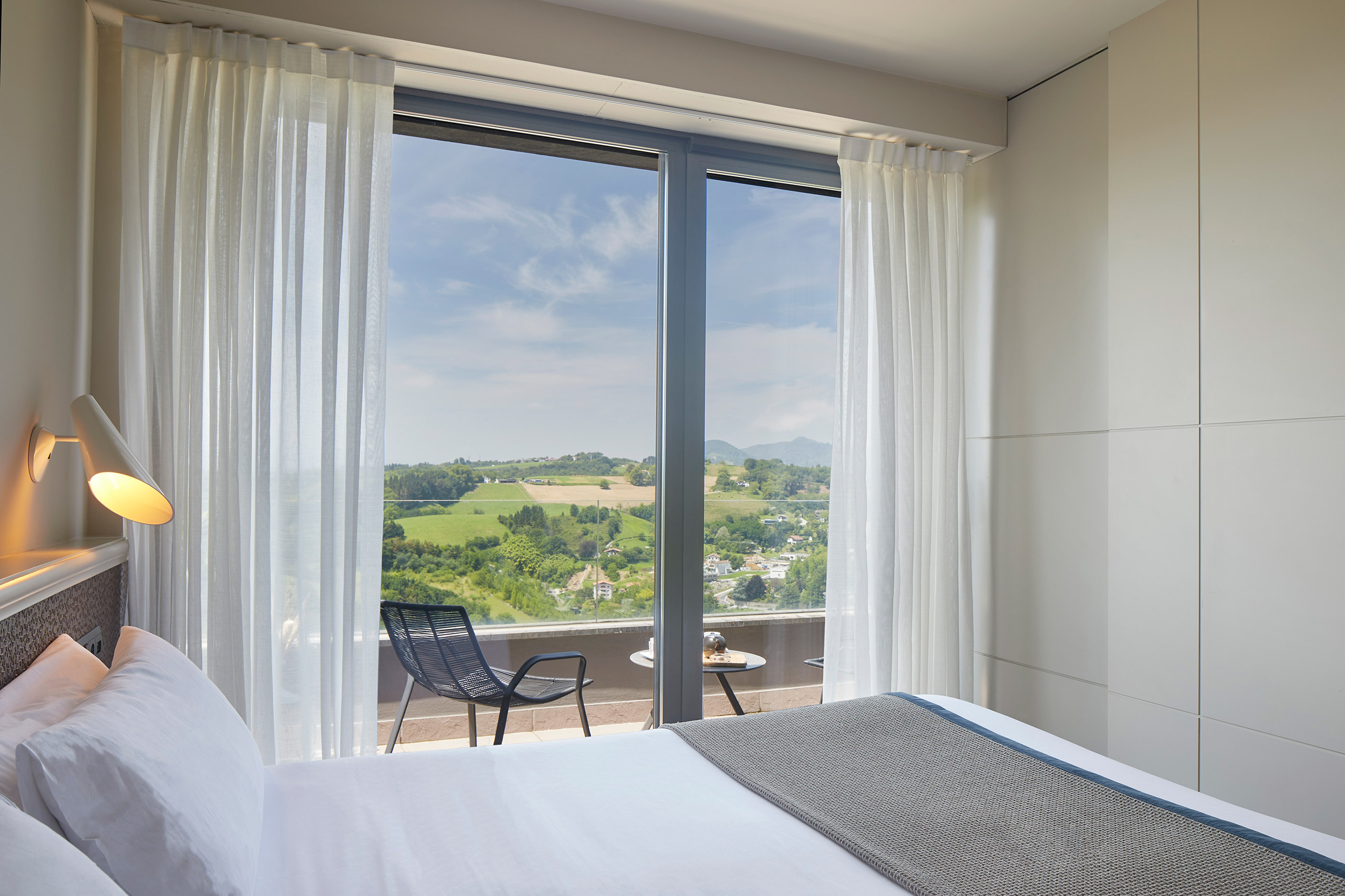 FeelFree STAYS Basoa. Apartahotel en San Sebastián.