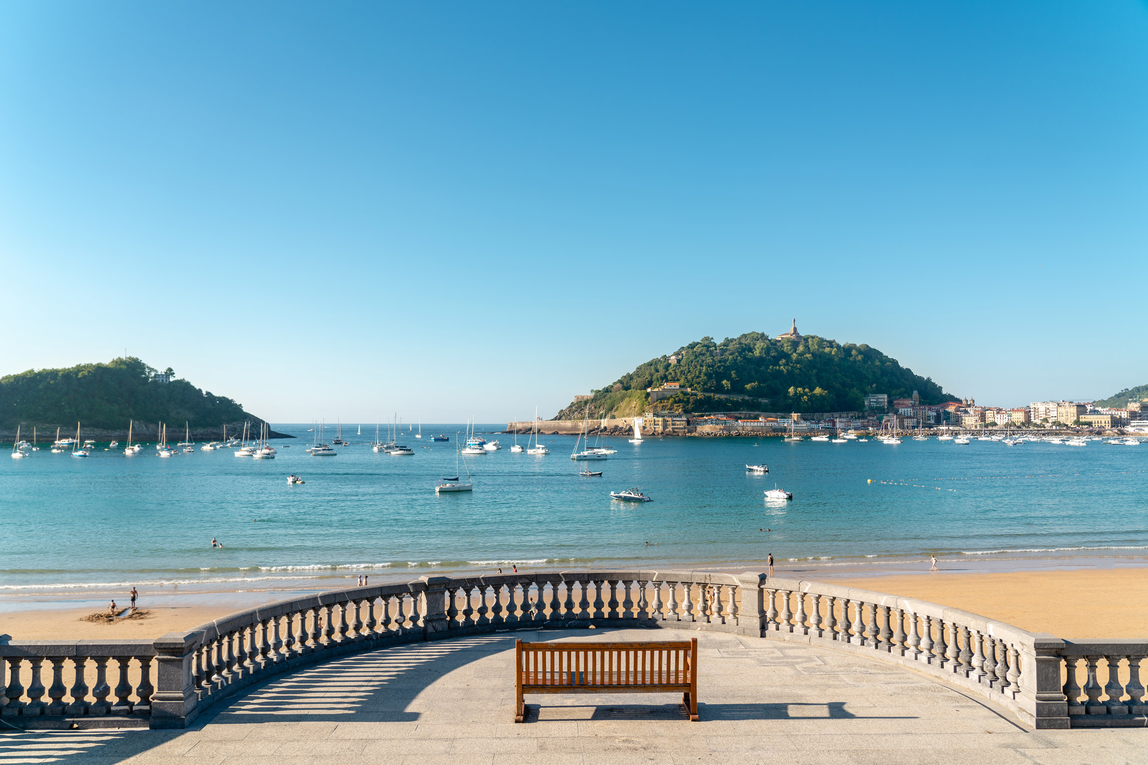 Vistas a la playa de La Concha, en San Sebastián.