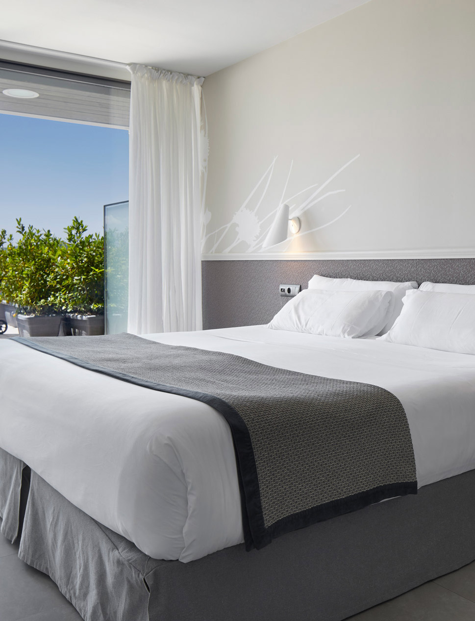 Apartamento de 2 dormitorios con terraza del apartahotel FeelFree STAYS Basoa.